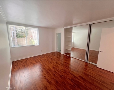 4610 Densmore Avenue - Photo Thumbnail 65