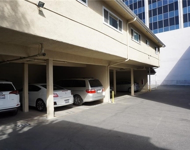 4610 Densmore Avenue - Photo Thumbnail 51