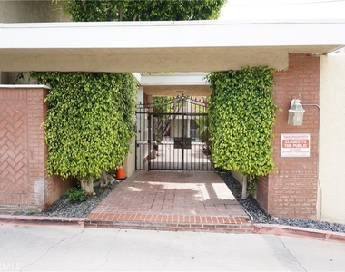 4610 Densmore Avenue - Photo Thumbnail 1