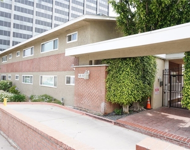 4610 Densmore Avenue - Photo Thumbnail 63