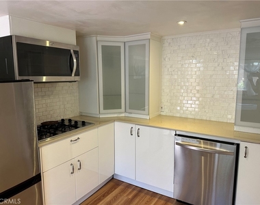 10338 Eastborne - Photo Thumbnail 8