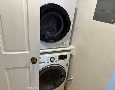 10338 Eastborne - Photo Thumbnail 19