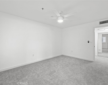4501 Cedros - Photo Thumbnail 29