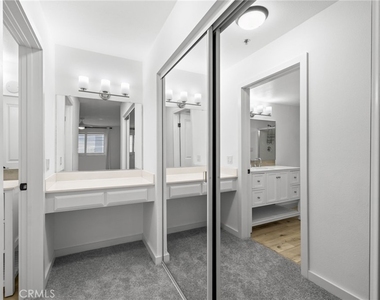 4501 Cedros - Photo Thumbnail 14