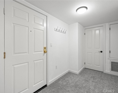 4501 Cedros - Photo Thumbnail 10