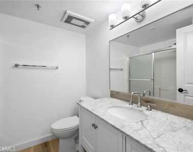 4501 Cedros - Photo Thumbnail 33