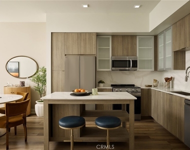 21010 Erwin Street - Photo Thumbnail 40