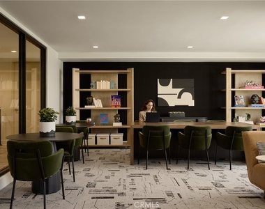 21010 Erwin Street - Photo Thumbnail 12