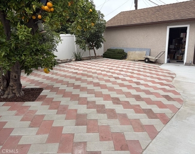 3717 W 181 Street - Photo Thumbnail 8