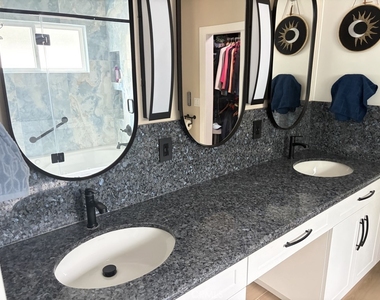 3717 W 181 Street - Photo Thumbnail 15