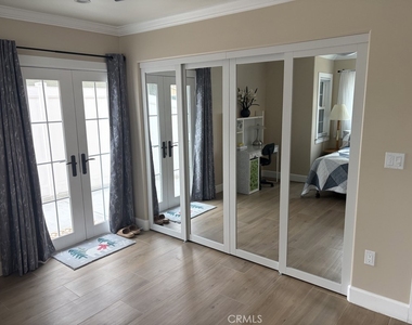 3717 W 181 Street - Photo Thumbnail 12
