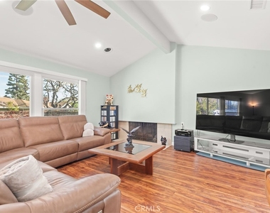 23316 Almarosa - Photo Thumbnail 4