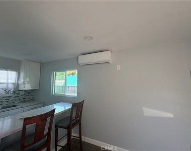 145 W 118th Place - Photo Thumbnail 13