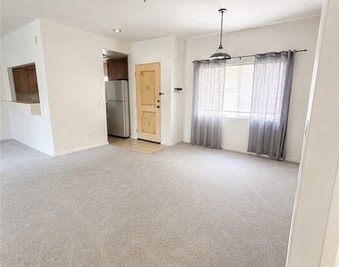 3645 Cardiff Avenue - Photo Thumbnail 9