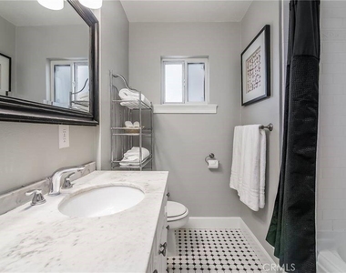 1210 E Oakmont - Photo Thumbnail 14