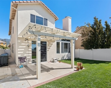 75 Parrell Avenue - Photo Thumbnail 25