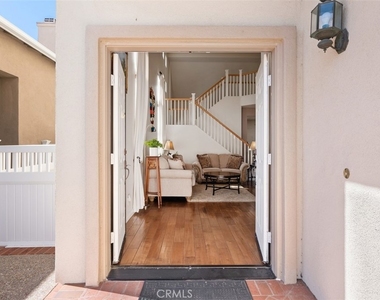 75 Parrell Avenue - Photo Thumbnail 2