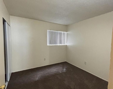 3545 Island Ave - Photo Thumbnail 5