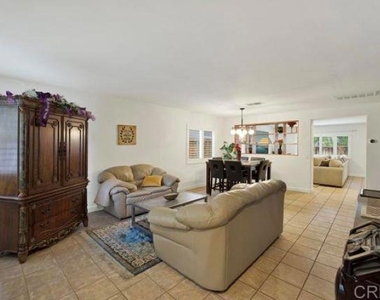 5944 Vista Santa Catarina - Photo Thumbnail 2
