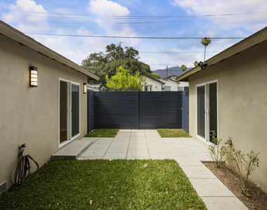 420 Violet Avenue - Photo Thumbnail 20