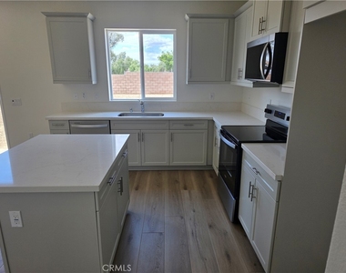 9667 Babaco Street - Photo Thumbnail 7