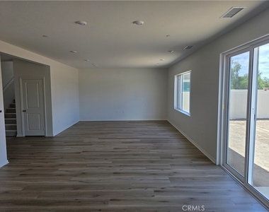 9667 Babaco Street - Photo Thumbnail 11
