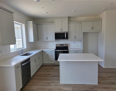 9667 Babaco Street - Photo Thumbnail 8