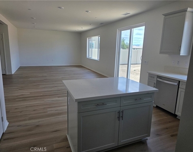 9667 Babaco Street - Photo Thumbnail 6