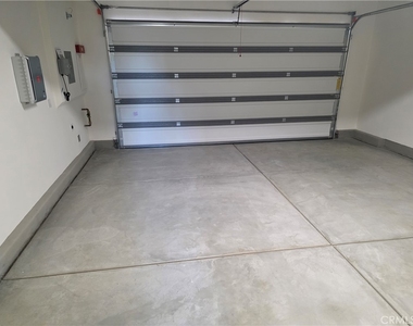 9667 Babaco Street - Photo Thumbnail 2