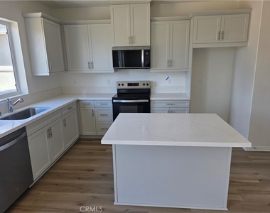 9667 Babaco Street - Photo Thumbnail 10