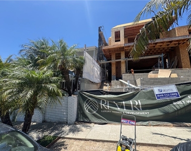 405 Heliotrope Avenue - Photo Thumbnail 5