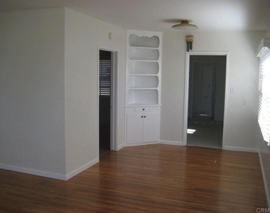 1016 S Nevada Street - Photo Thumbnail 5