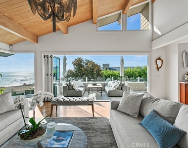 1010 Emerald Bay - Photo Thumbnail 5