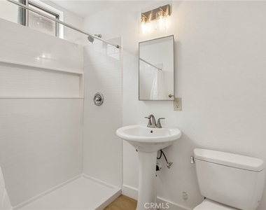 443 Bent Street - Photo Thumbnail 8