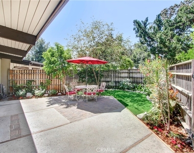 10446 Alta Loma - Photo Thumbnail 10