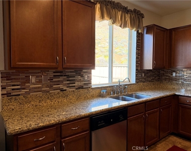 34322 Blossoms Dr - Photo Thumbnail 17