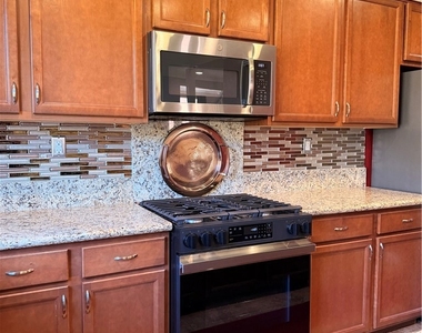 34322 Blossoms Dr - Photo Thumbnail 18