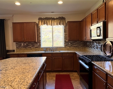 34322 Blossoms Dr - Photo Thumbnail 20