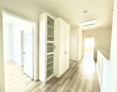 1868 S Westside Drive - Photo Thumbnail 35