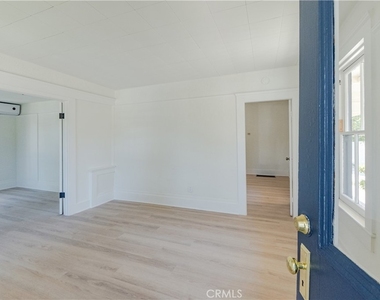 210 Encinitas Ave - Photo Thumbnail 1