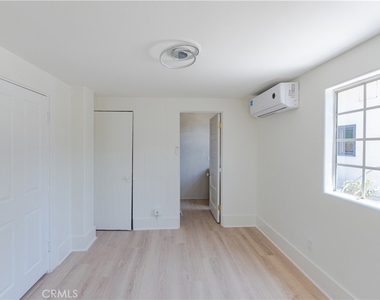 210 Encinitas Ave - Photo Thumbnail 9