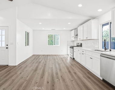 12257 Fremont Street - Photo Thumbnail 8
