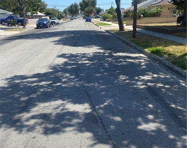 13729 Regentview - Photo Thumbnail 3