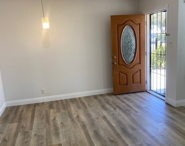 13729 Regentview - Photo Thumbnail 4
