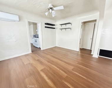 141 S 3rd - Photo Thumbnail 5