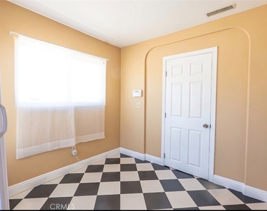 1188 Witt St - Photo Thumbnail 19
