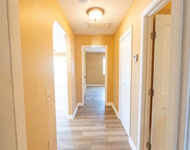 1188 Witt St - Photo Thumbnail 11