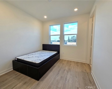 4222 Marigold - Photo Thumbnail 15
