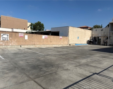 818 E Valley Boulevard - Photo Thumbnail 18