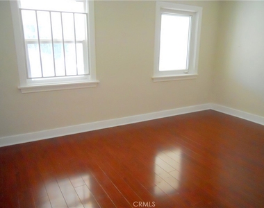 818 E Valley Boulevard - Photo Thumbnail 5